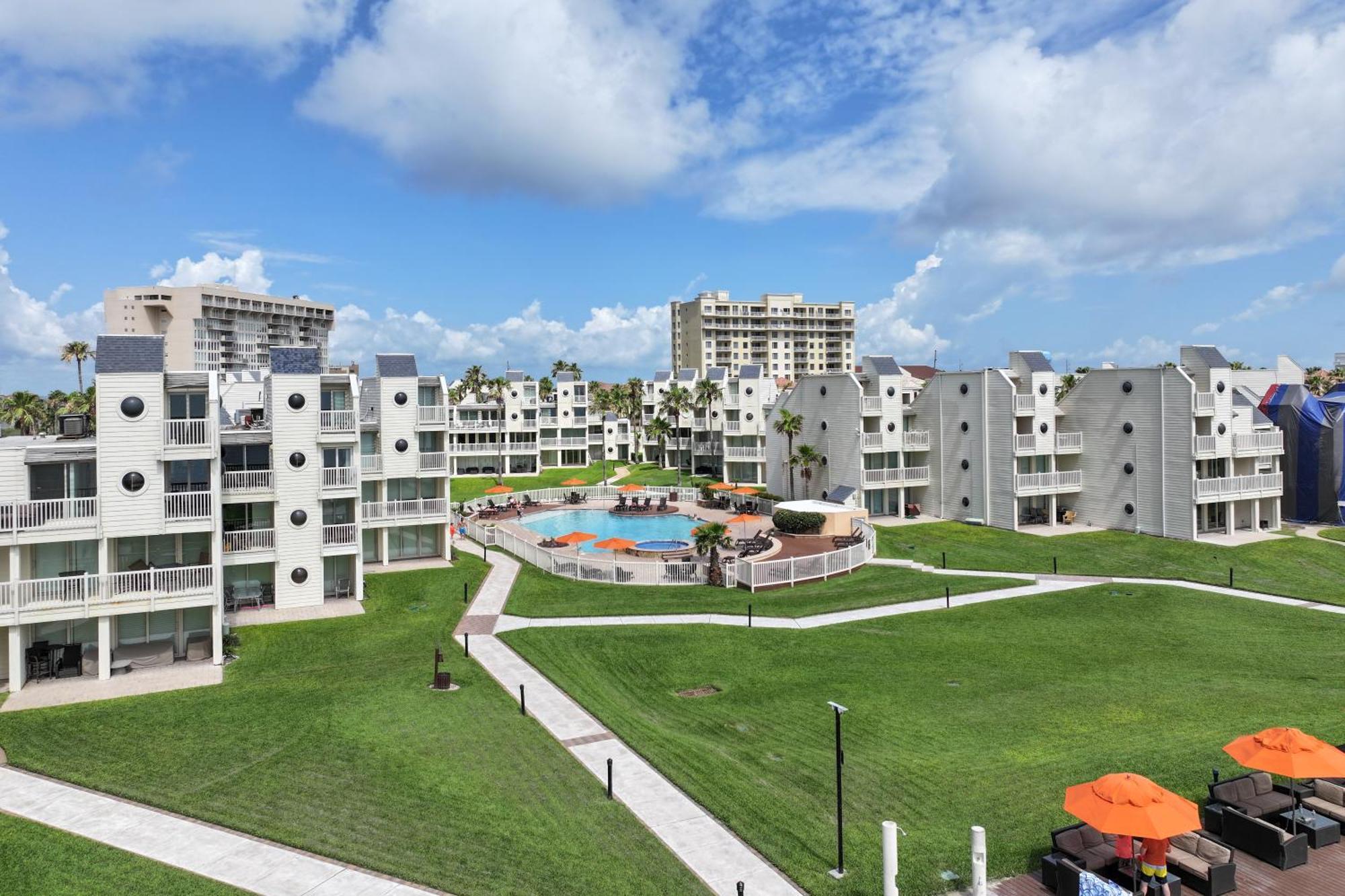 New Stunning Ocean-View Beachfront Resort, Heated Pool! South Padre Island Eksteriør bilde